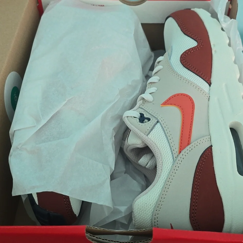 Brand NEW Nike Air Max Sneakers with Orange and Brown Accents - Boys Size 3.5 - Picture 2 of 5
